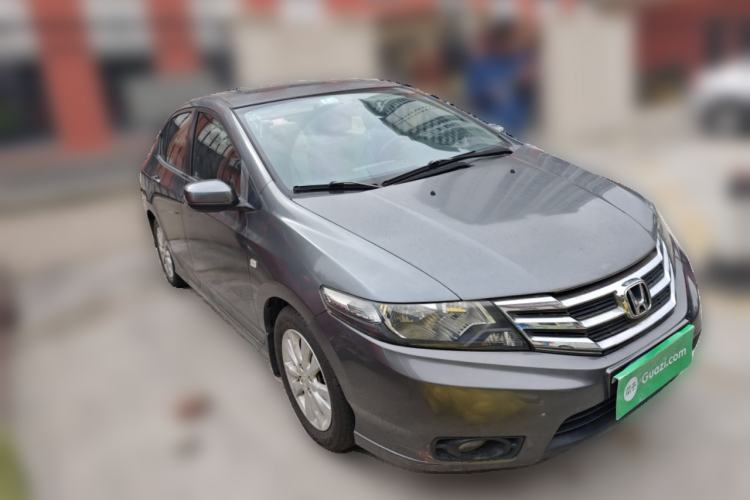 Used Honda City Classic 2012 1.5L manual Elite Edition Front Right 45 Deg