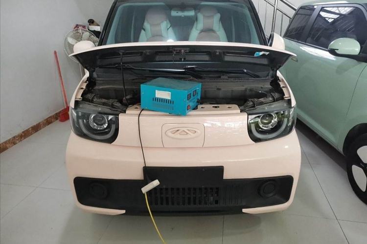 Used Chery New Energy QQ Ice Cream 2022 170km Sundae Phosphate Lithium-Ion