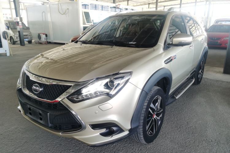 Used BYD Tang New Energy 2015 2.0T Four-Wheel-Drive Flagship Model