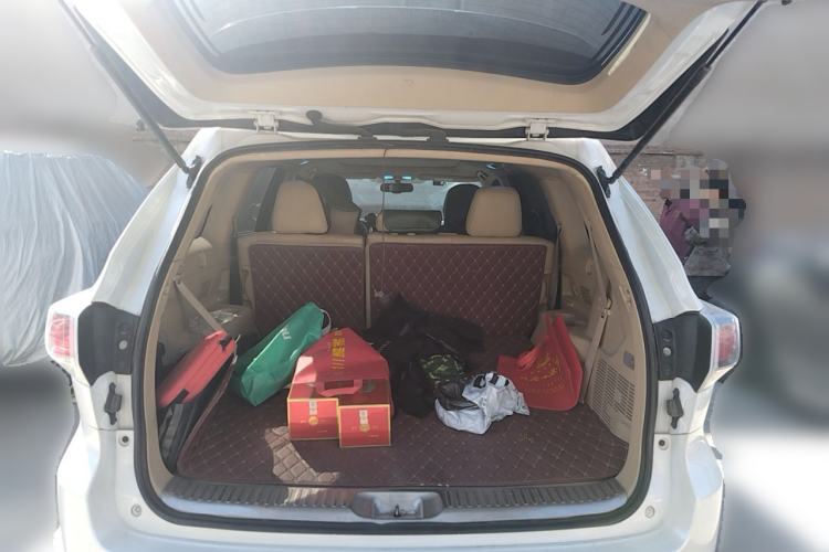 Used Toyota Highlander 2017 2.0T Four-Wheel Drive Luxury Edition 7 Seats Trunk