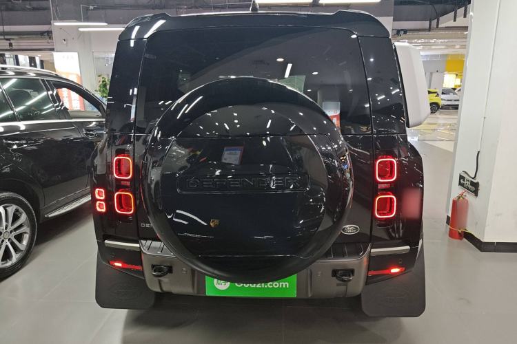 Used Land Rover Defender 2024 110 3.0T P400 X-DYNAMIC HSE
