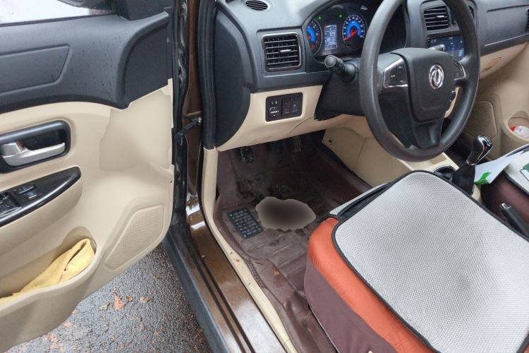 Used Dongfeng Fengon 360 2015 1.5L Manual Comfort II 7-Seater
