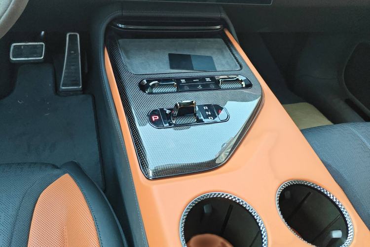 Used Lotus EMEYA 2024 EMEYA R+
