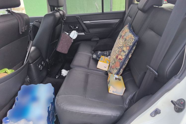 Used Mitsubishi Pajero 2014 3.0L Elite Upgrade Edition