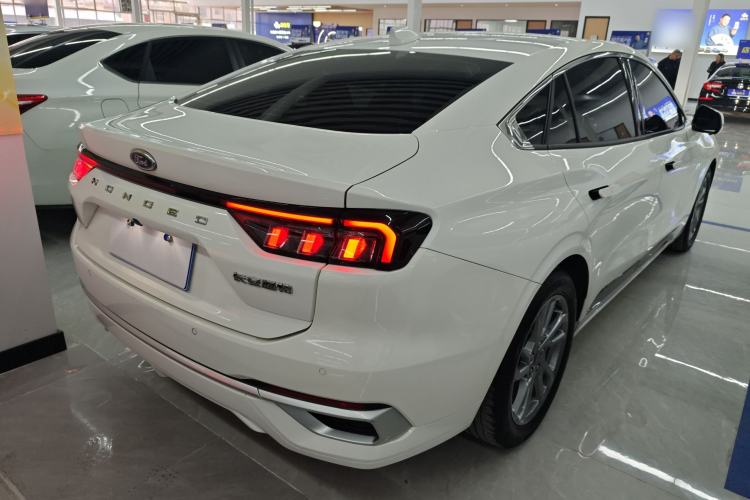 Used Ford Mondeo 2023 EcoBoost 180 Luxury Model
