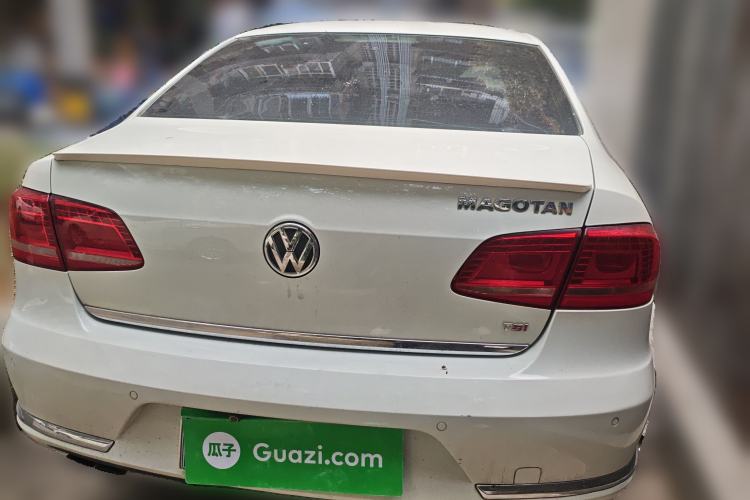 Used Volkswagen Magotan 2013 1.8TSI Prestige Model Rear