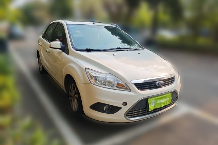 Used Ford Focus 2011 Sedan 1.8L Automatic Fashion Edition Front Right 45 Deg