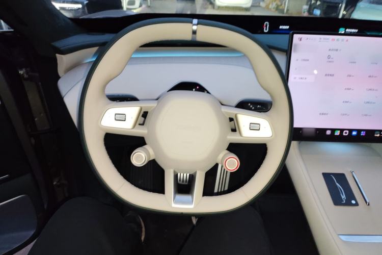 Used Xiaomi Auto YU7 2025 Ultra-Long Range High-Performance All-Wheel-Drive Max Edition
