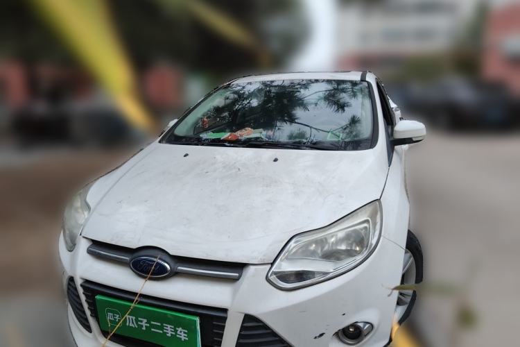 Used Ford Focus 2012 Sedan 1.6L Manual Fashion Edition
