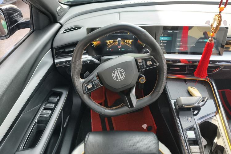 Used MG 5 Scorpio 2022 1.5T Trophy Sport Luxurious Edition Steering Wheel