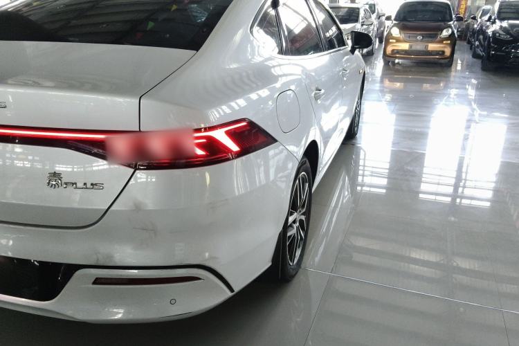Used BYD Qin PLUS 2024 Honor Edition EV 510KM Leading Model
