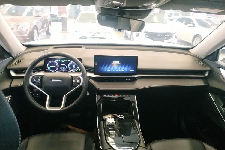 Used Haval H6 2021 3rd Generation 1.5T Automatic Two-Wheel Drive Max Center Console