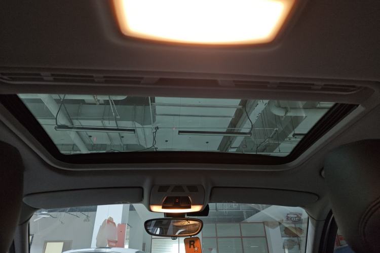 Used BMW 1 Series 2013 Facelifted 118i Leading Edition Headliner