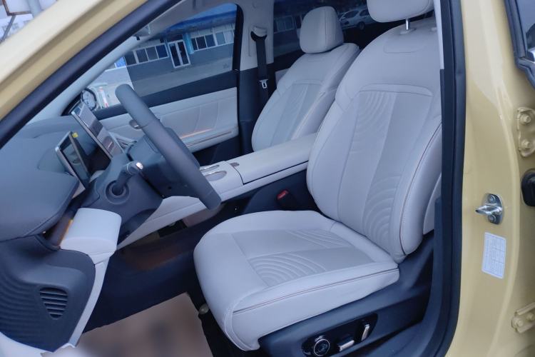 Used Baojun Enjoy 2025 Plug-in Hybrid 140km Luxury Edition