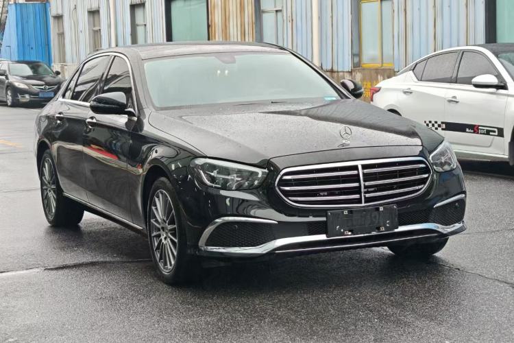 Used Mercedes-Benz E-Class 2023 Facelift E 260 L
