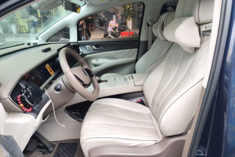 Used Denza D9 2022 DM-i 1040 Prestige Model Left Front Seat