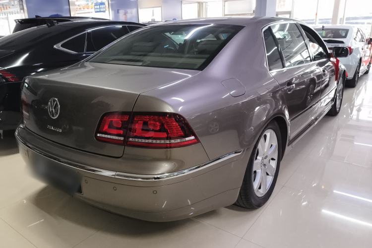 Used Volkswagen Phaeton 2012 3.0L Executive Version
