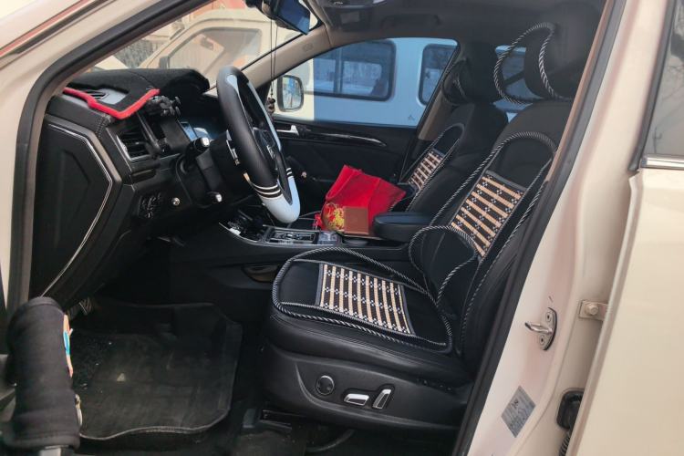 Used Zotye T600 2016 Sport Edition 2.0T DCT Prestige Model Left Front Seat