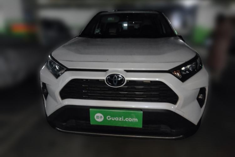 Used Toyota RAV4 2023 2.0L CVT Two-Wheel Drive Fashion Edition
