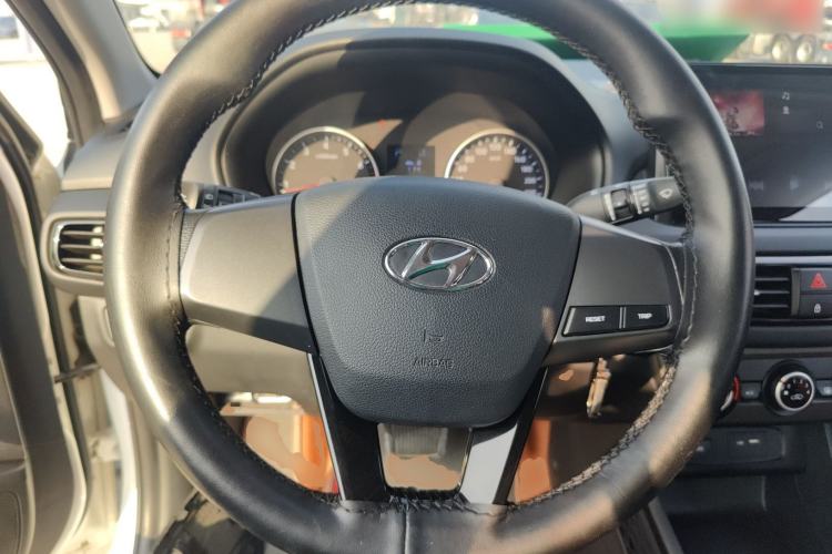 Used Hyundai Celesta 2020 1.6L Automatic GL Enjoyable Edition