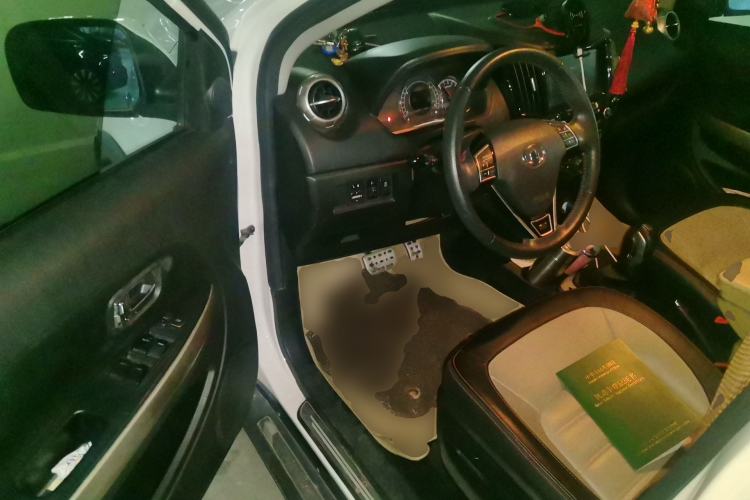 Used Great Wall M4 2015 1.5L AMT Luxury Model Driver Seat