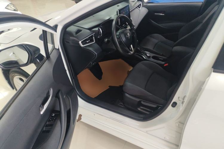 Used Toyota Levin 2019 185T CVT Luxury Edition China VI Standard Driver Seat