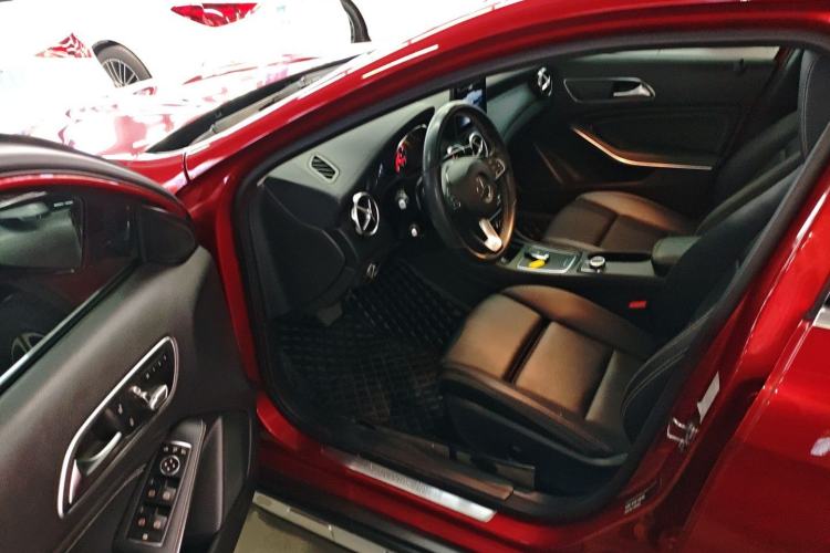 Used Mercedes-Benz GLA 2018 GLA 200 Fashion Model