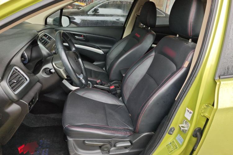 Used Suzuki S-Cross 2014 1.6L CVT Two-Wheel Drive Elite Version Left Front Seat