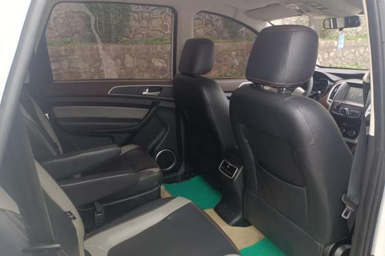 Used HYOSOW H3 2017 1.5L Manual Comfort Sunroof Version