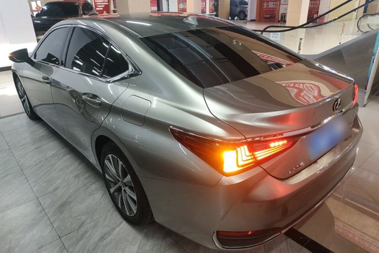 Used Lexus ES 2020 200 Luxury Edition