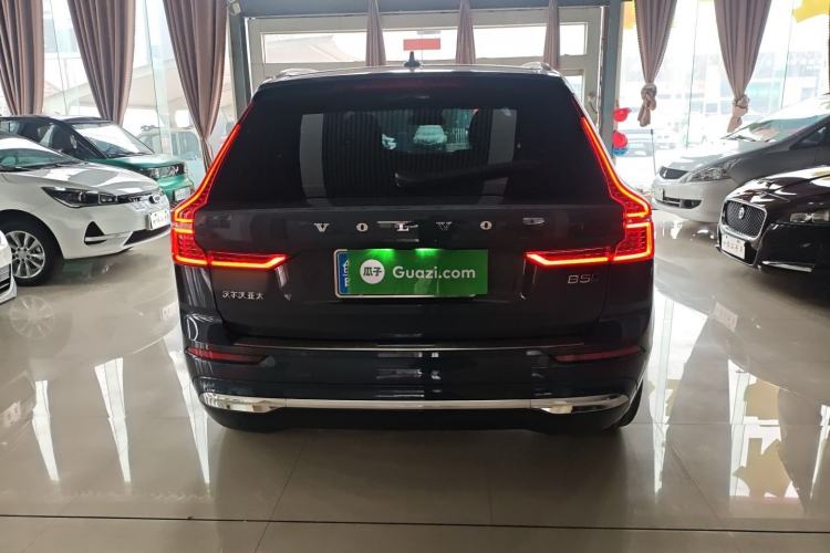 Used Volvo XC60 2025 B5 4x4 Smart Luxury Edition