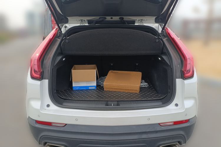 Used Cadillac XT4 2018 28T Two-Wheel Drive Tech Version