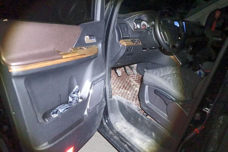 Used FORTHING Lingzhi PLUS 2022 Travel Edition 2.0L Manual Comfort Version 7 Seats