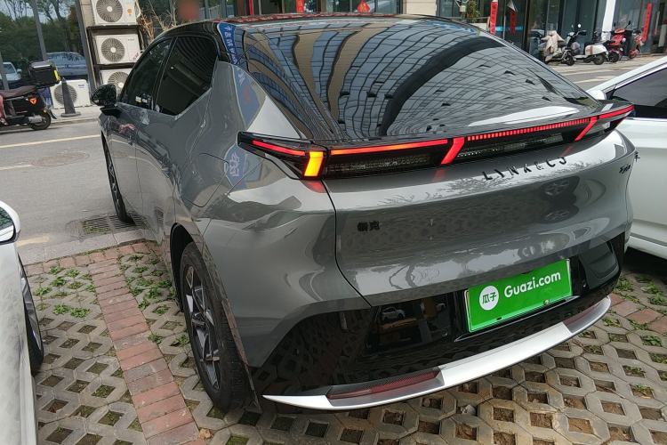 Used Lynk & Co Z20 2025 530 km Range Rear-Wheel Drive Max Rear Left 45 Deg