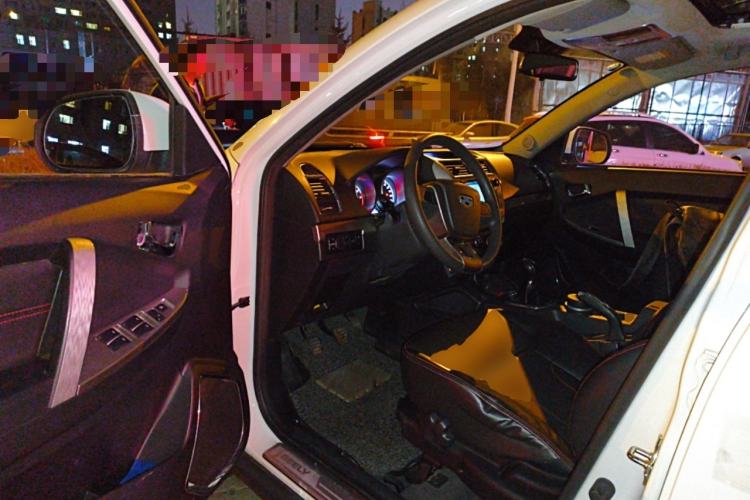 Used Geely Auto GX7 2015 Classic Edition 1.8L Manual Elite Model China V Standard