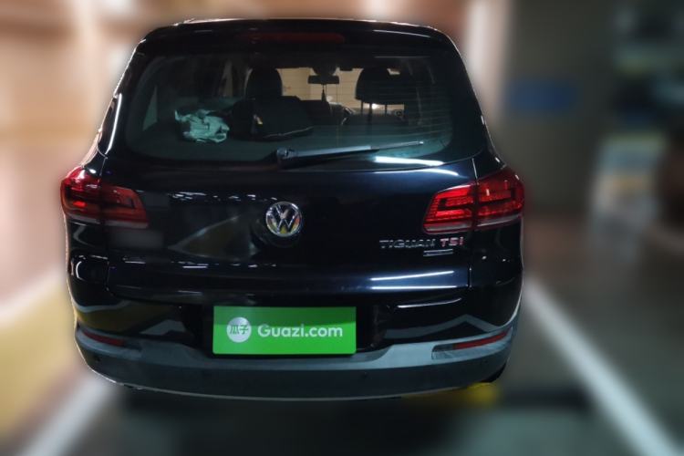 Used Volkswagen Tiguan 2015 2.0 TSI Automatic All-Wheel Drive Flagship Edition Rear