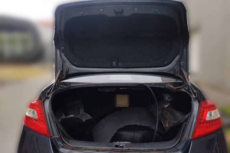 Used Nissan Teana 2009 Duke 2.5L XV VIP Deluxe Edition
