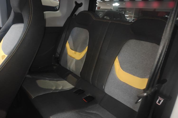 Used Chery QQ Ice Cream 2022 170km Sundae Phosphate Lithium-Ion Left Rear Seat