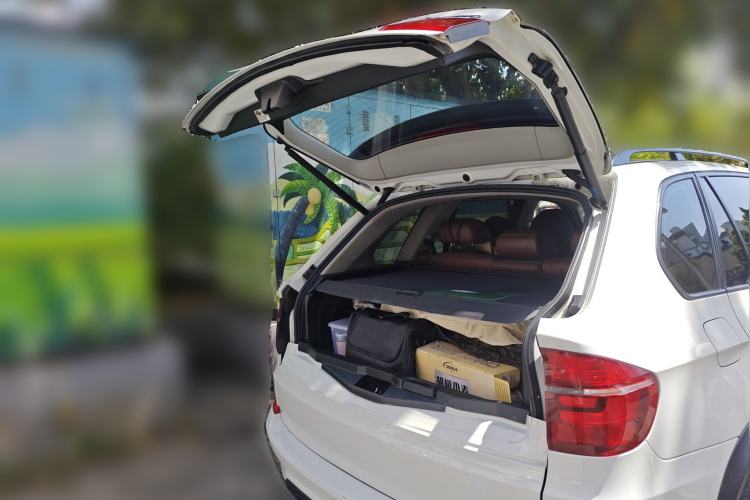 Used BMW X5 2011 xDrive35i Leading Model
