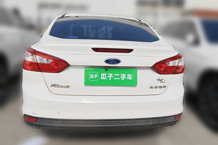 Used Ford Focus 2012 Sedan 1.6L Manual Comfort Model
