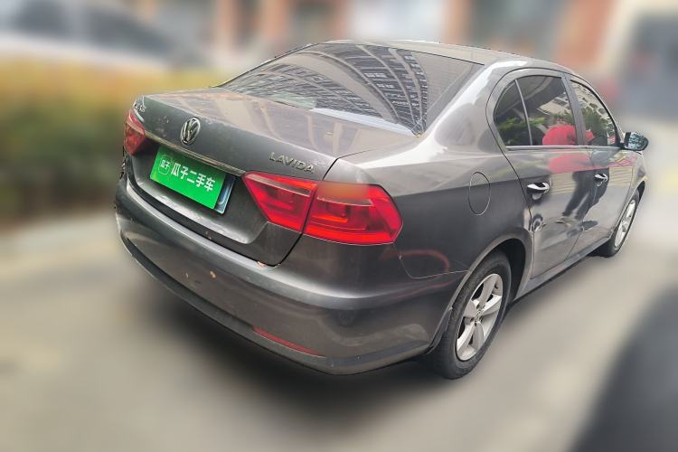 Used Volkswagen Lavida 2013 Revised Classic 1.6L Automatic Fashion Edition