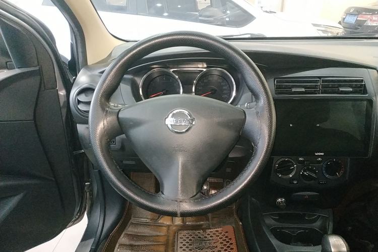 Used Nissan Livina 2015 1.6XE Manual Comfort Edition