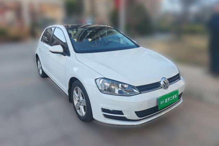 Used Volkswagen Golf 2016 230TSI Automatic Comfort Version
