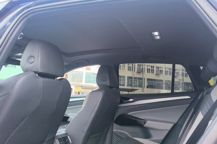 Used Volkswagen ID.4 CROZZ 2021 Long-Range PRO Two-Wheel Drive Version