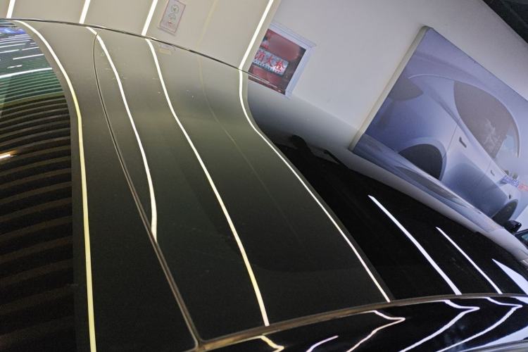 Used Tesla Model Y 2022 Rear-Wheel-Drive Version Roof