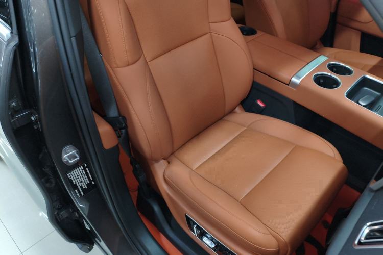 Used Li Auto L8 2023 Air model
