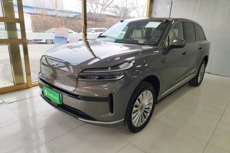 Used ONVO Luxeed L90 2025 Model—Ultra Six-Seater Version