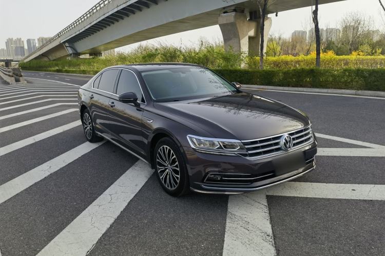 Used Volkswagen Phideon 2018 Revised Version 380TSI Two-Wheel Drive Business Edition Exterior 5