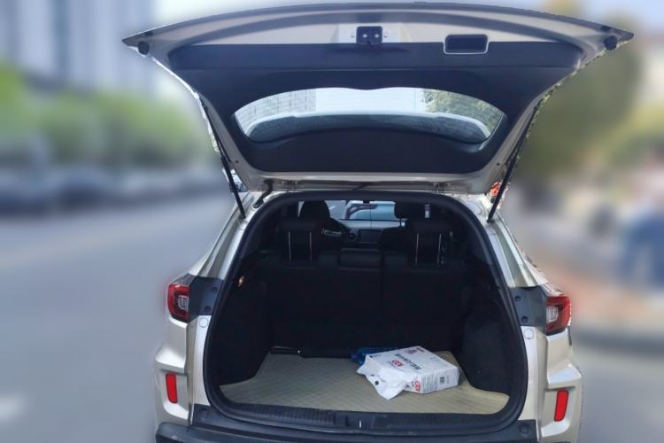 Used Honda XR-V 2017 1.8L VTi CVT Luxury Edition Trunk