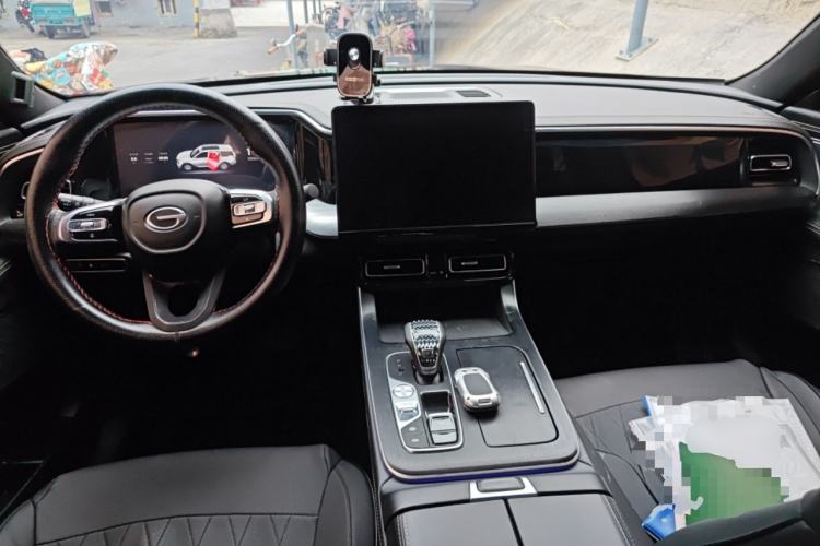 Used GAC Trumpchi GS8 2022 Linghang Series 2.0 TGDI Two-Wheel-Drive Luxury Smart Connectivity Version (7 Seats)